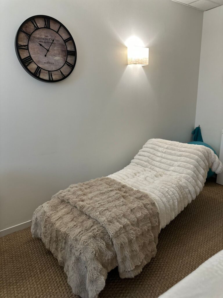 divan doux et confortable